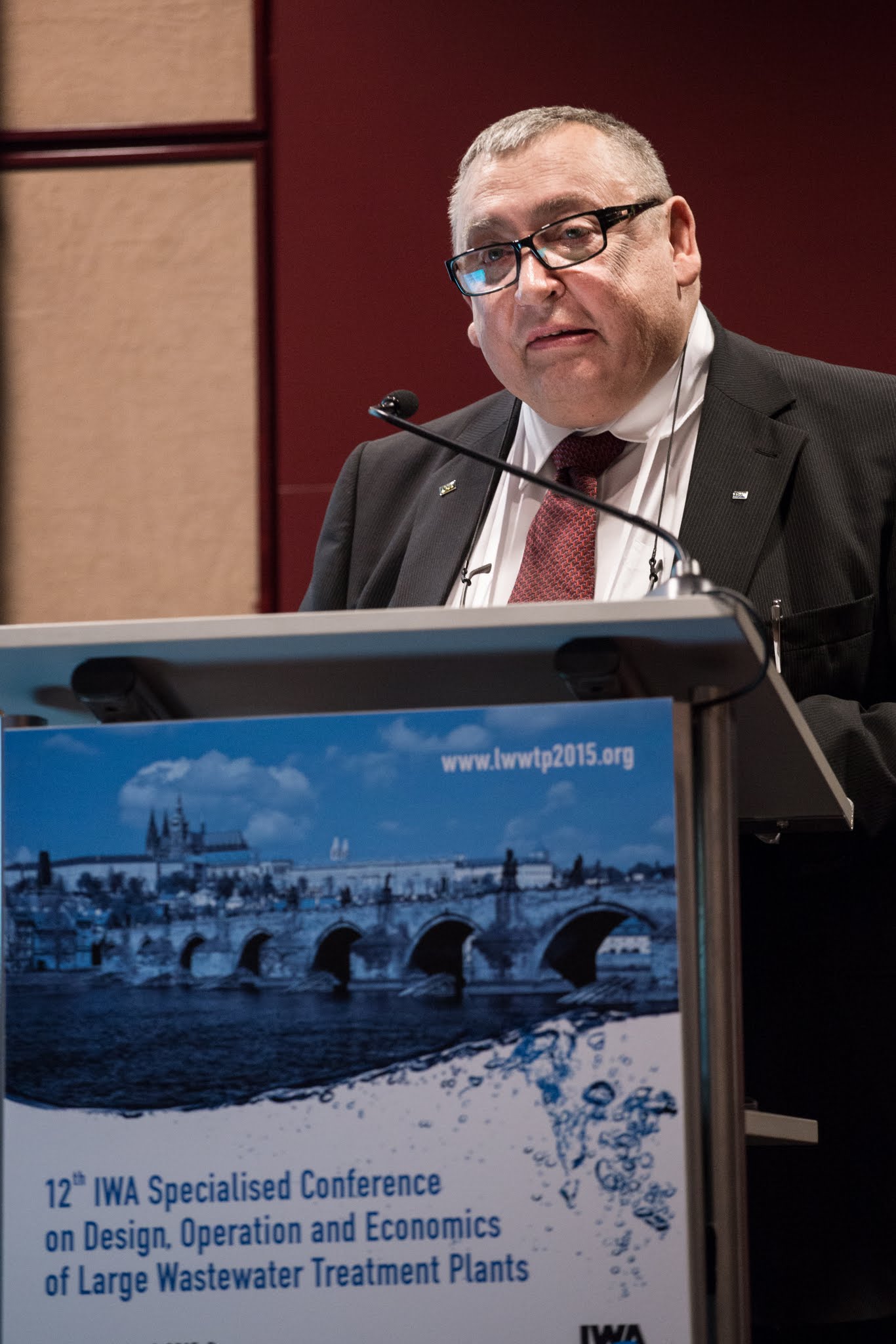 Prof. Wanner zahajuje konferenci 12th IWA Specialised Conference on Design, Operation and Economics of Large Wastewater Treatment Plants