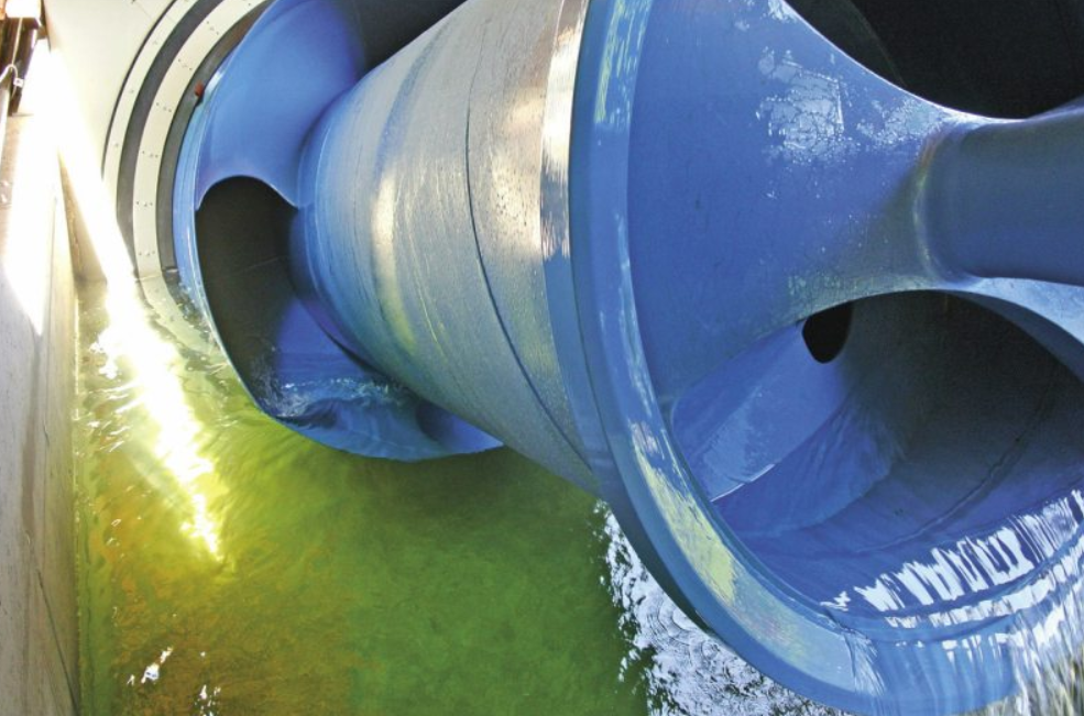 Obr. 6. Detail rotoru experimentální šroubové turbíny pro oboustranný přechod ryb na řece Jessnitz [10]